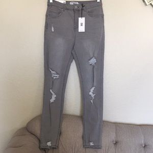 - - - Refuge denim Rise push up jeans size 9 new